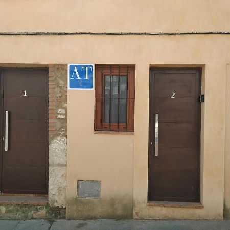 Caleros 8 Estudio - Apartamentos De La Parte Antigua De Касерес Екстер'єр фото