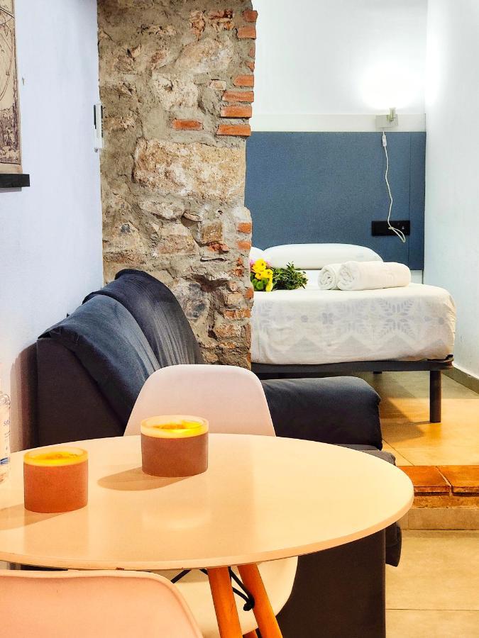 Caleros 8 Estudio - Apartamentos De La Parte Antigua De Касерес Екстер'єр фото