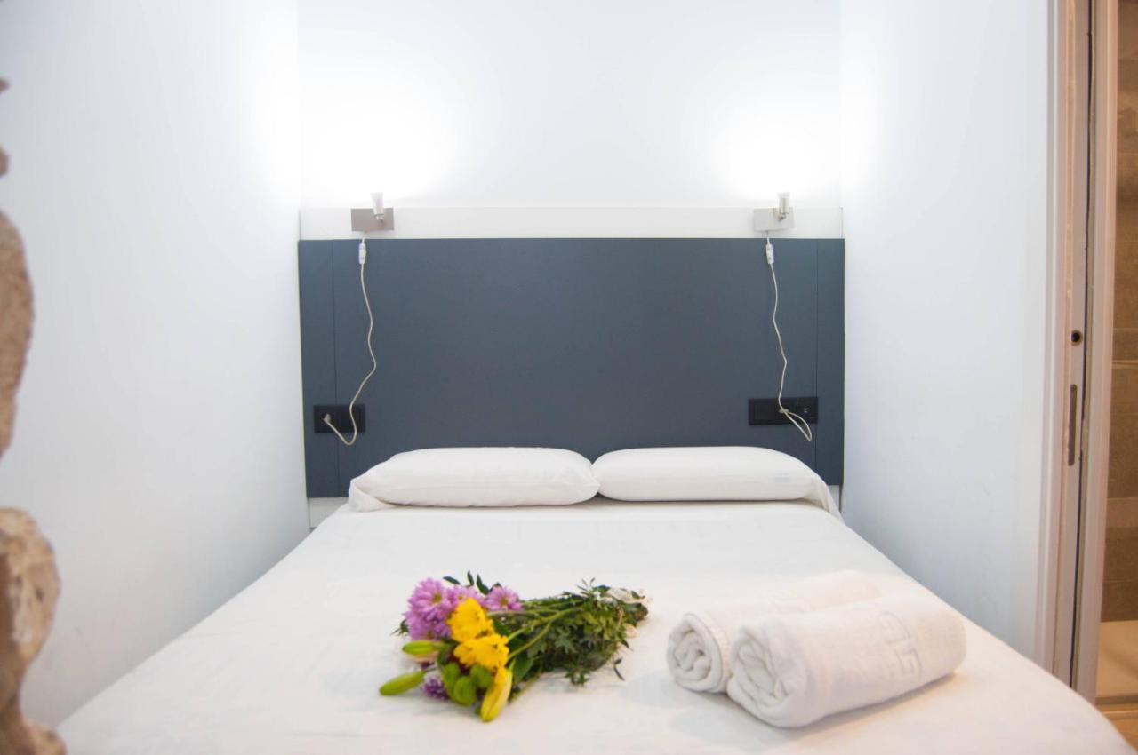 Caleros 8 Estudio - Apartamentos De La Parte Antigua De Касерес Екстер'єр фото