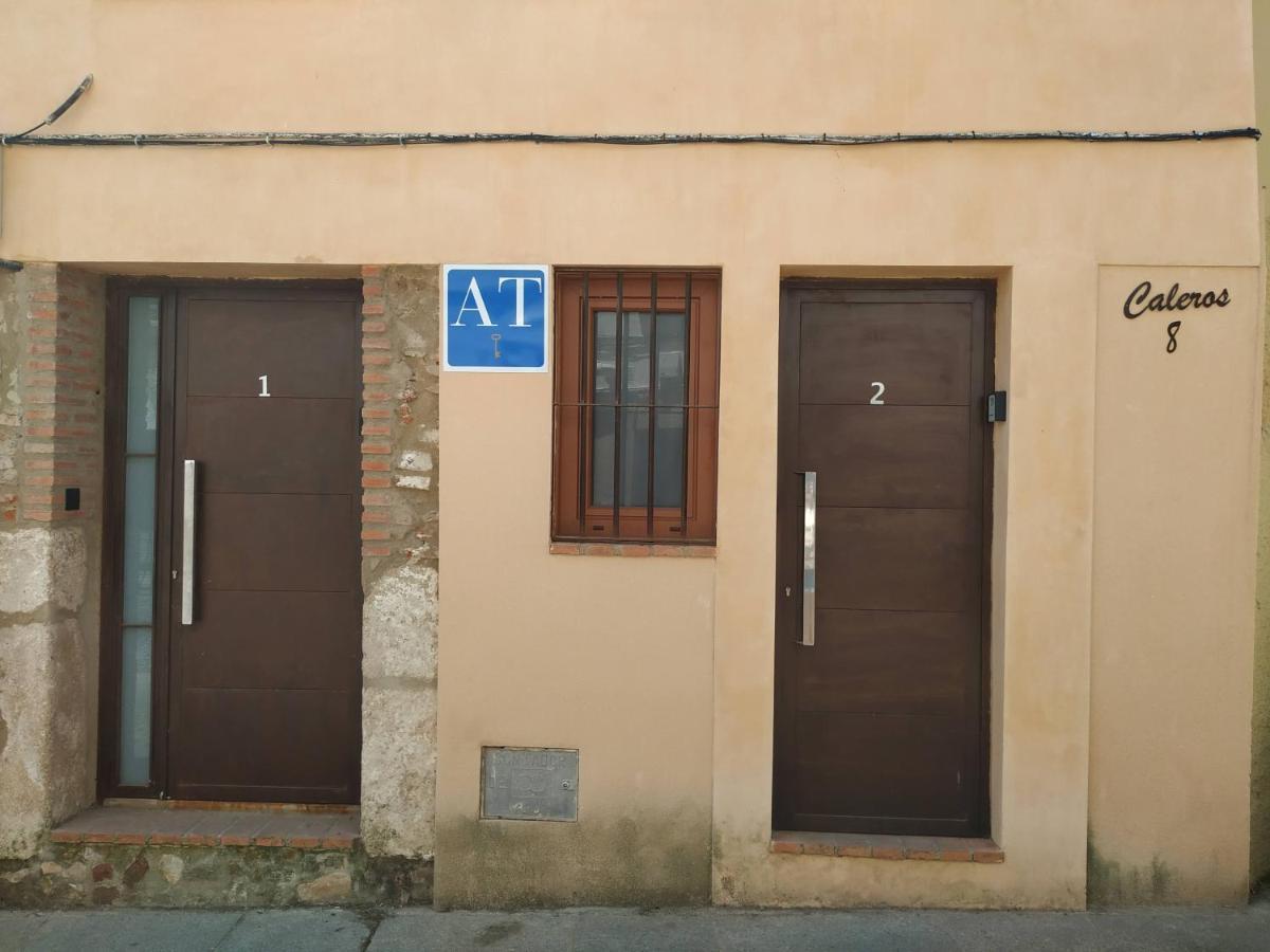 Caleros 8 Estudio - Apartamentos De La Parte Antigua De Касерес Екстер'єр фото